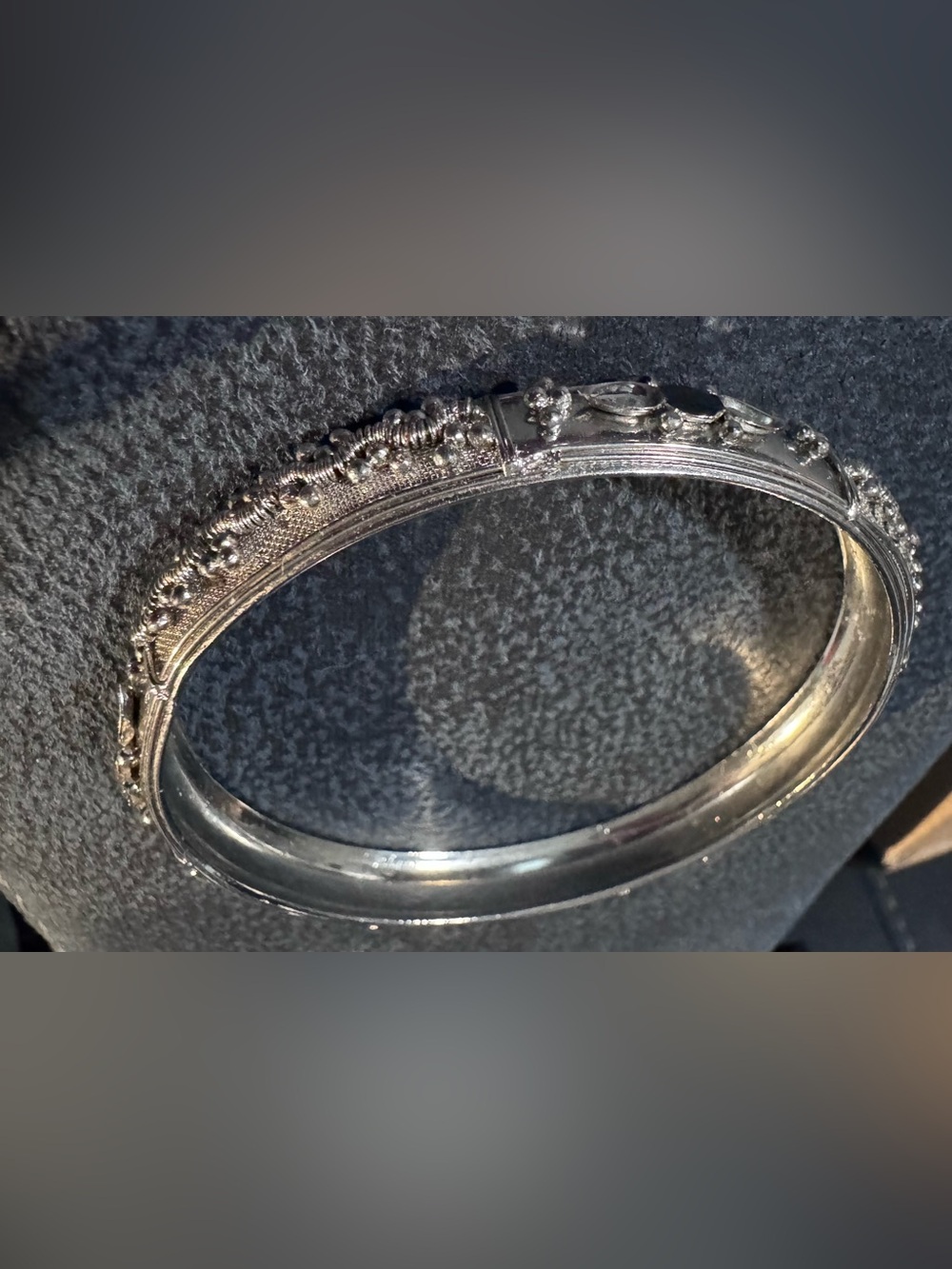 Silver Metallic Smart Bracelet - Silver Wearable